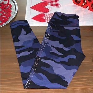 NWOT Victoria’s Secret pink ultimate yoga pants.